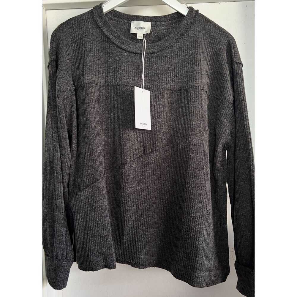 NWT Andree by Unit Black Long Sleeve Raw Hem Ribbed Sweater Size Medium
